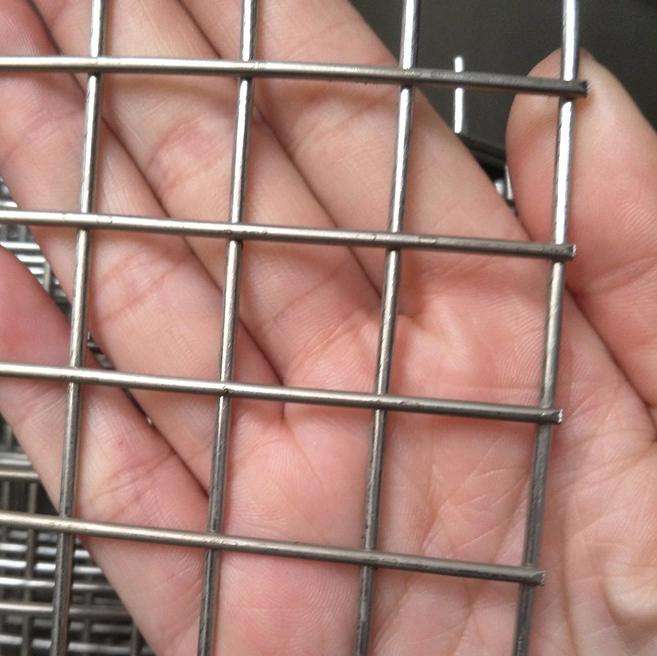 不銹鋼電焊網進行熱處理的目的是什么